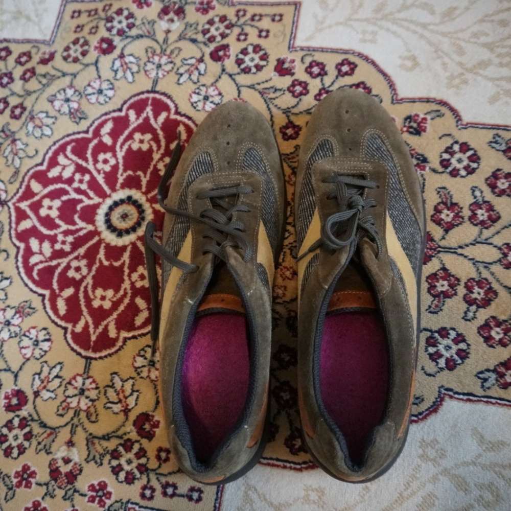 Romika European Suede Trainer Walking Sneaker EU 41 US 10 or 10.5